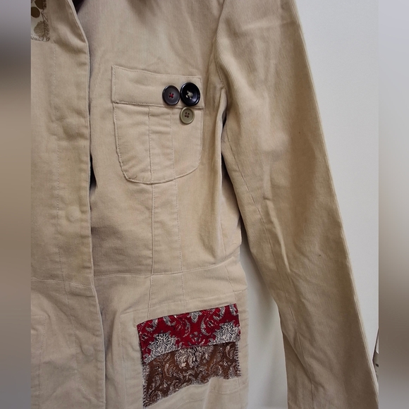 Patch Jacket - Picture 3 of 10